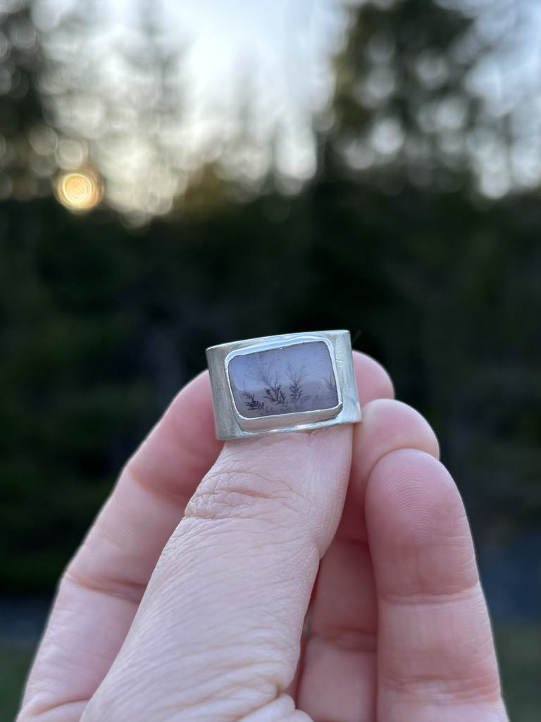 'Fogs Kiss' Ring