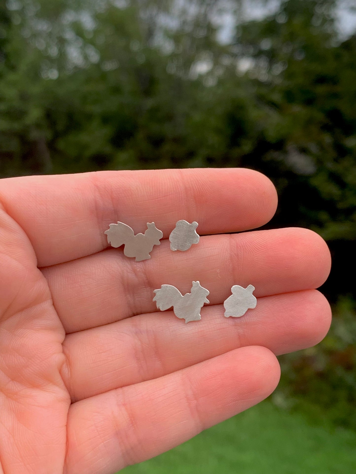 Squirrel & Acorn stud set