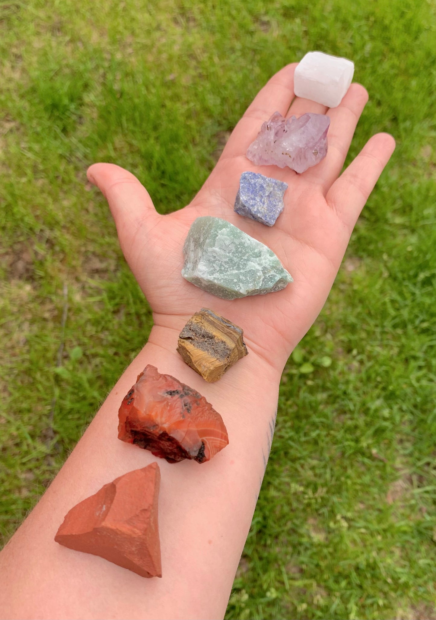 Chakra Raw Crystal Set