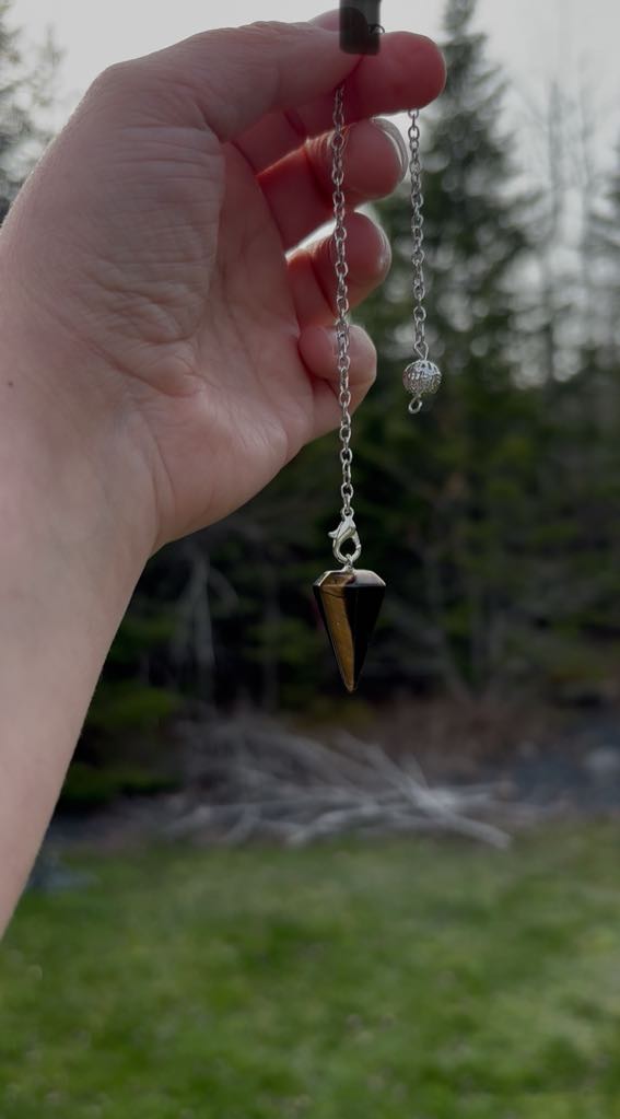 Crystal Pendulum